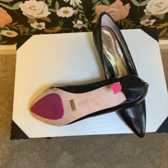 Claire Flowers Kitten Heel Karen Pump in Black - Size 12 - Picture 5 of 5